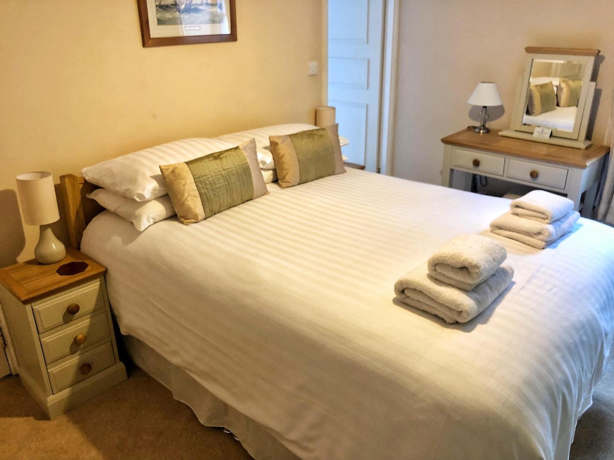 The Riverside Bed & Breakfast Boscastle Room photo